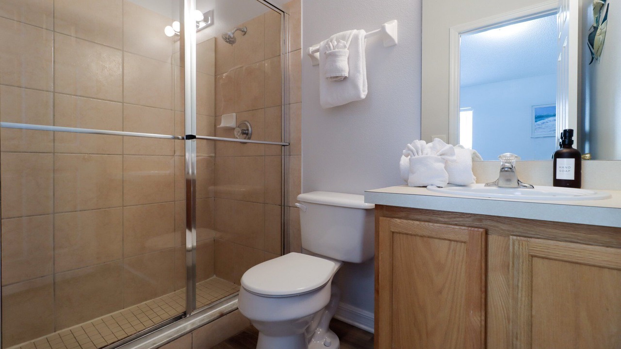 Photo of Bathroom in Tivoli Manor