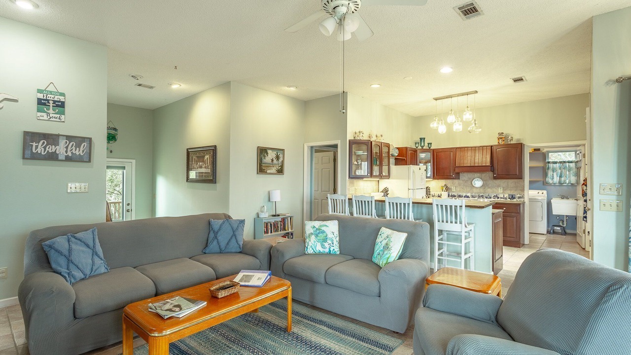 Photo of Livingroom in Alligator Point