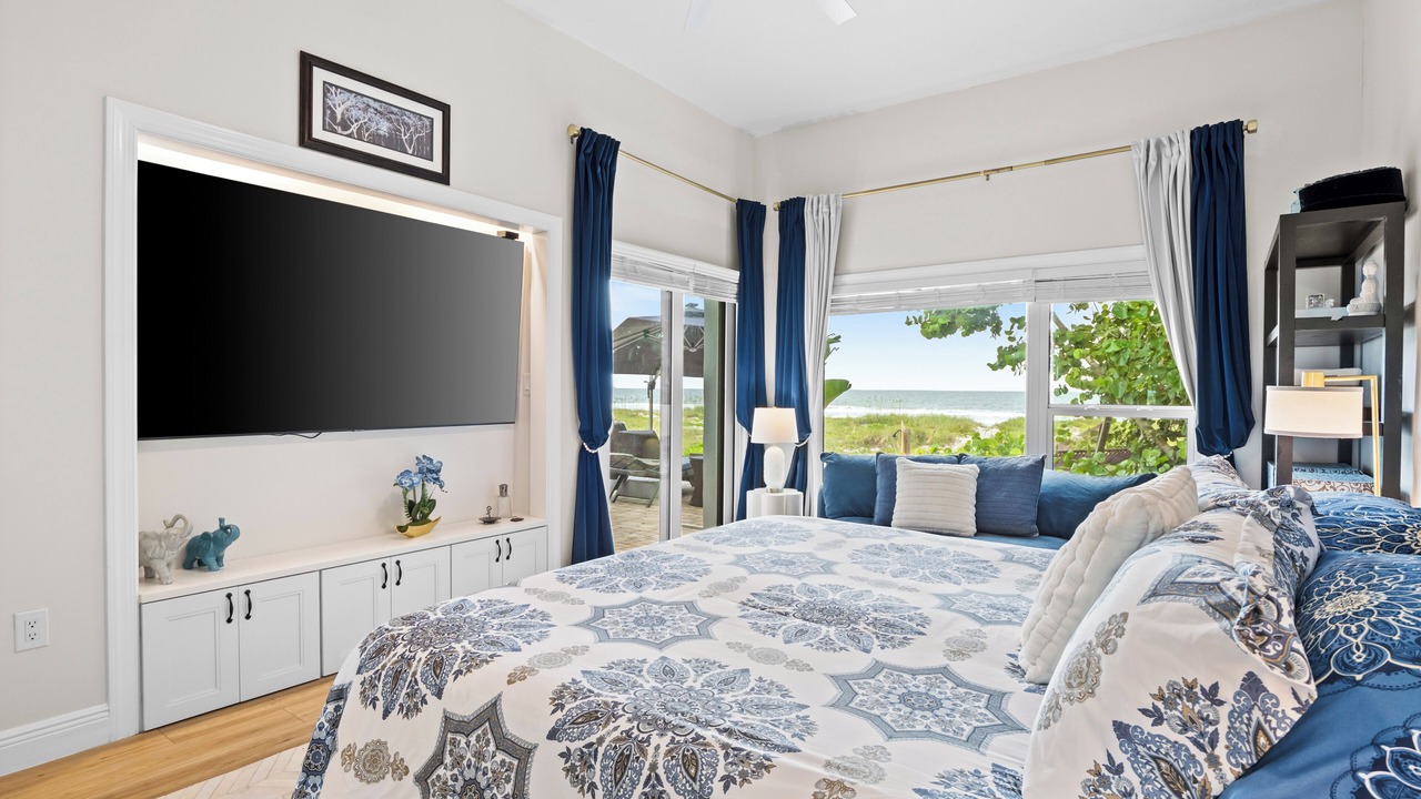 Photo of Bedroom in Cocoa Beach