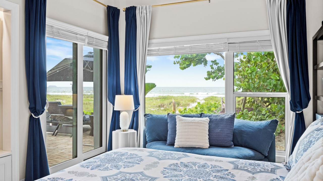 Photo of Bedroom in Cocoa Beach