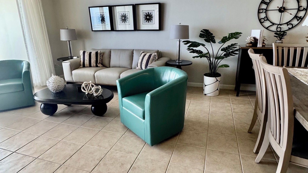 Photo of Livingroom in Jacksonville Beach