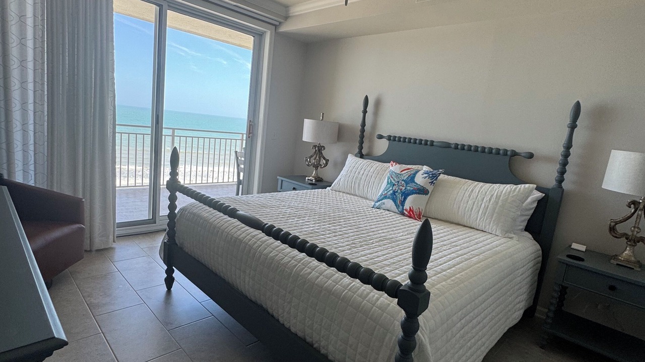 Photo of Bedroom in Jacksonville Beach