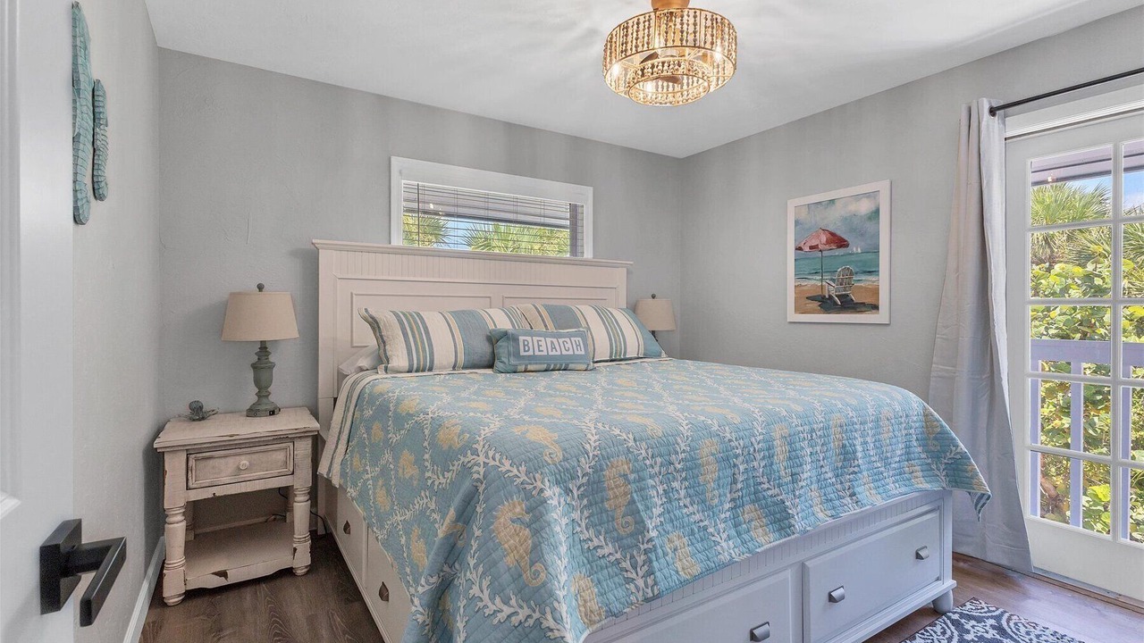 Photo of Bedroom in Palm Island
