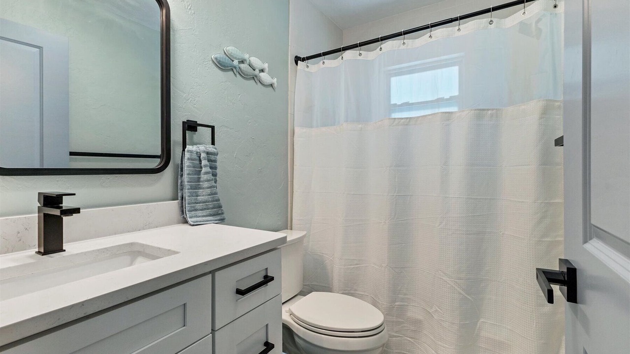 Photo of Bathroom in Palm Island
