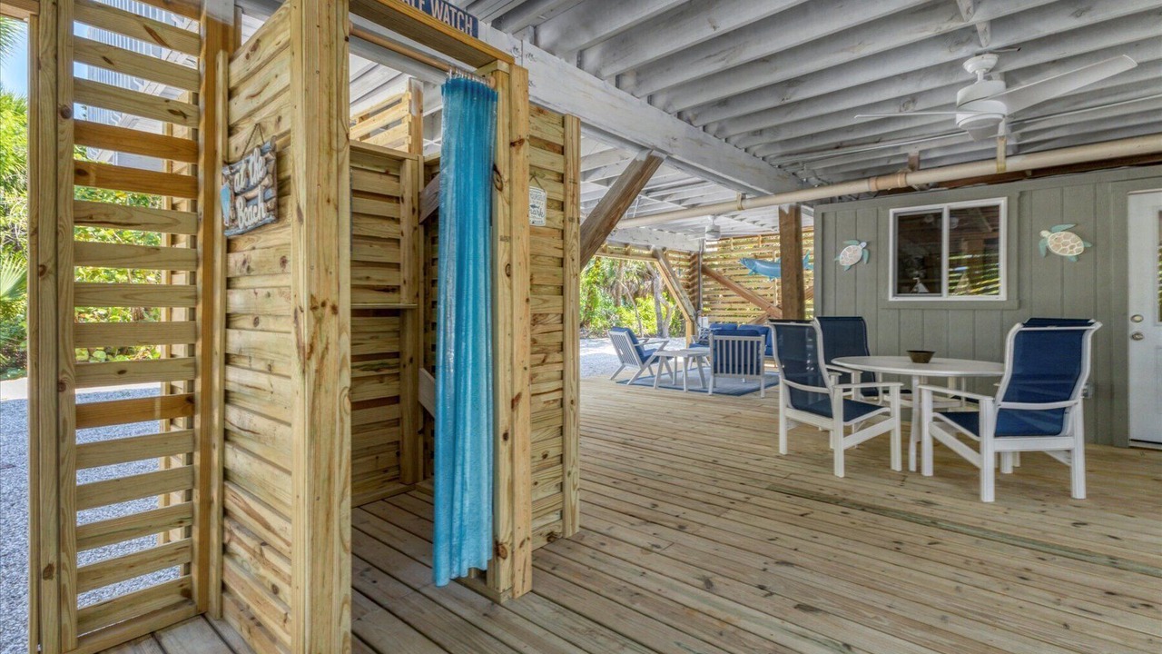 Photo of Outdoor in Palm Island