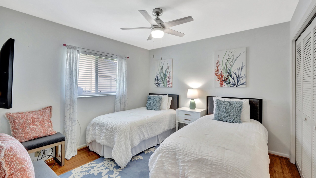 Photo of Bedroom in Bonita Shores