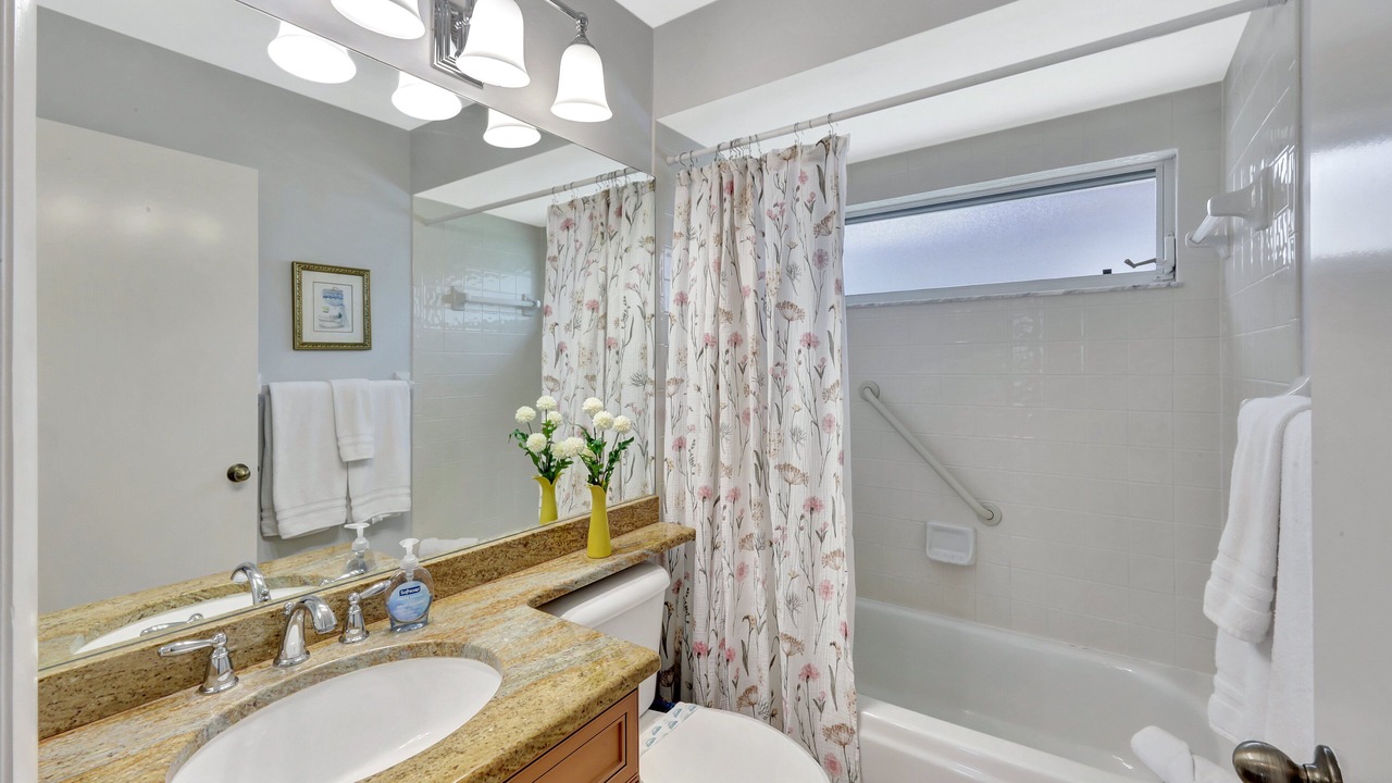 Photo of Bathroom in Bonita Shores