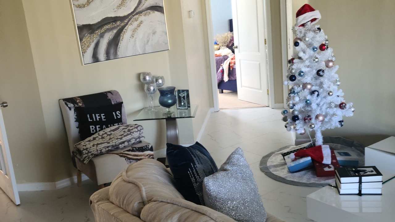 Photo of Livingroom in Eisenhower