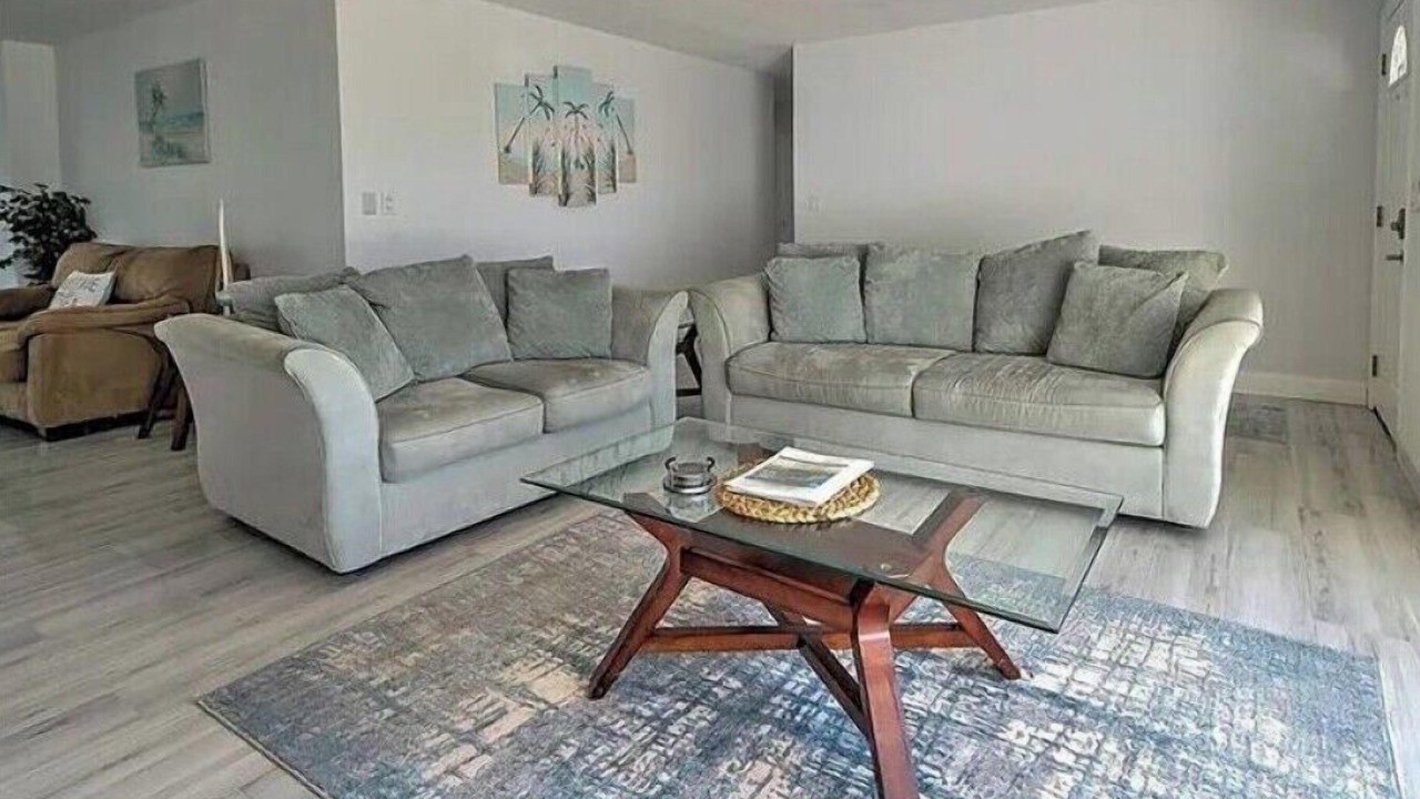 Photo of Livingroom in Oakland Hills
