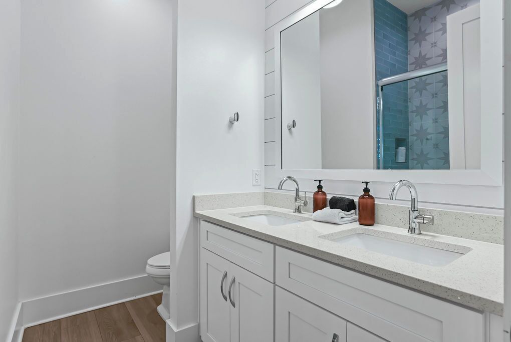 Photo of Bathroom in Treetop