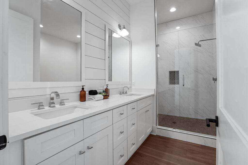 Photo of Bathroom in Treetop
