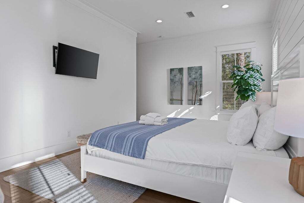 Photo of Bedroom in Treetop