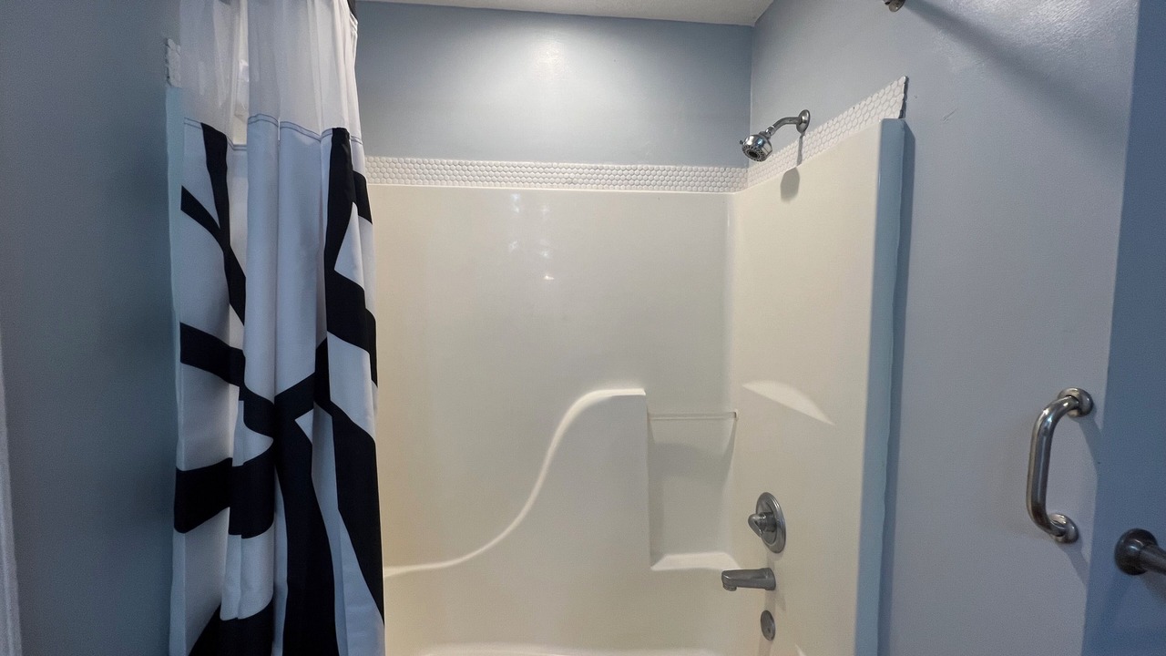 Photo of Bathroom in Kingsland