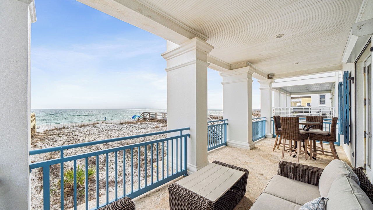 Photo of Patio Balcony in Holiday Isle