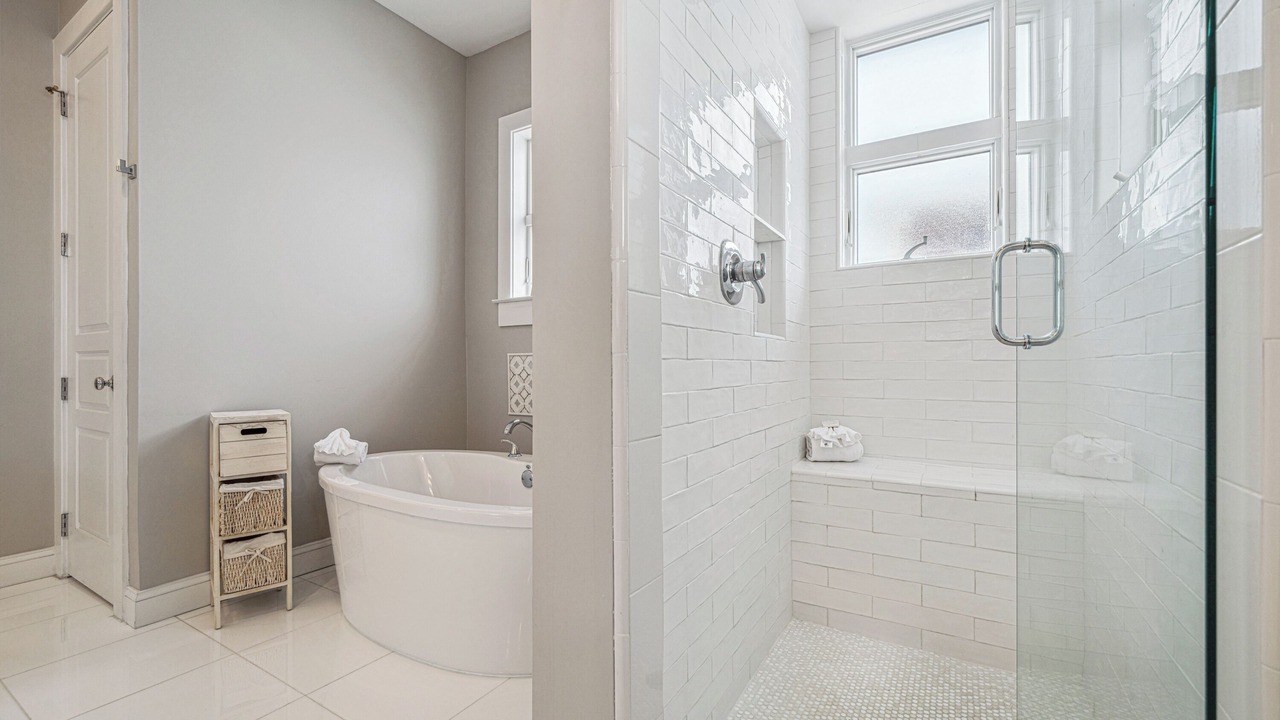 Photo of Bathroom in Holiday Isle