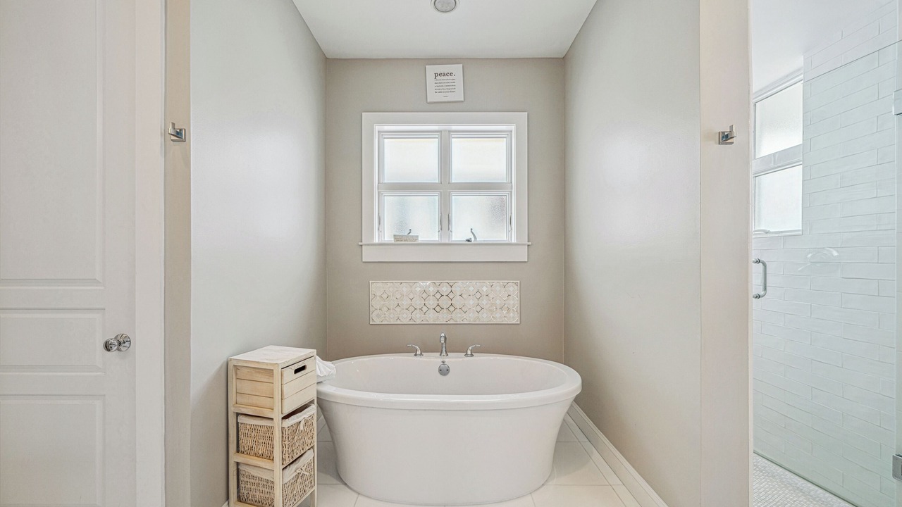 Photo of Bathroom in Holiday Isle