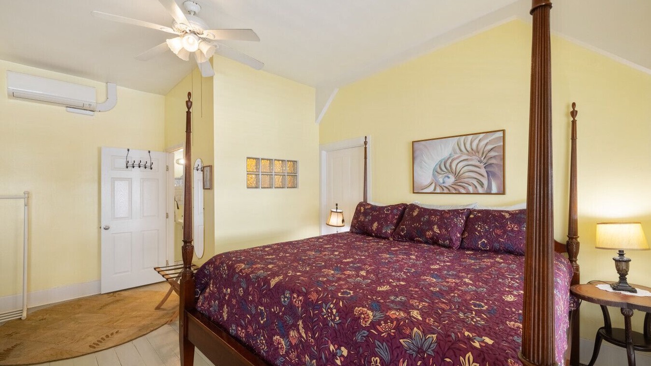 Photo of Bedroom in Cedar Key