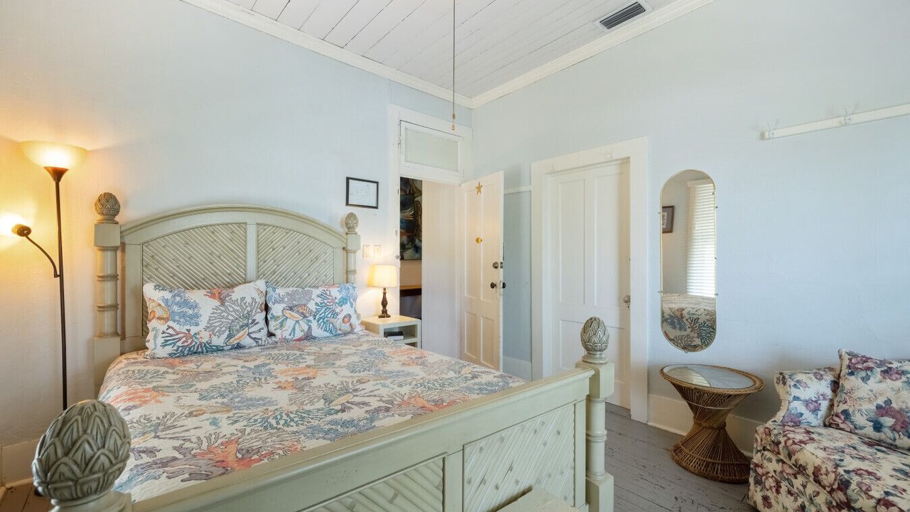 Photo of Bedroom in Cedar Key
