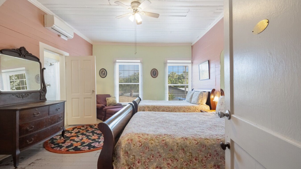 Photo of Bedroom in Cedar Key