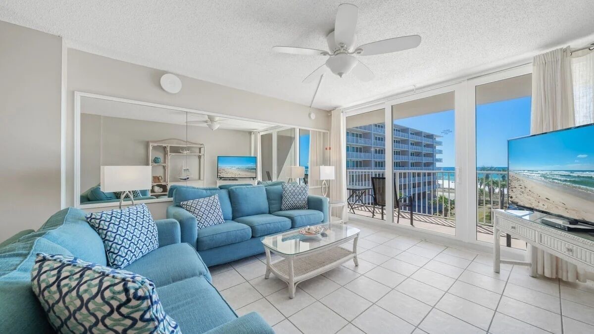 Photo of Livingroom in Gulf Lagoon Beach