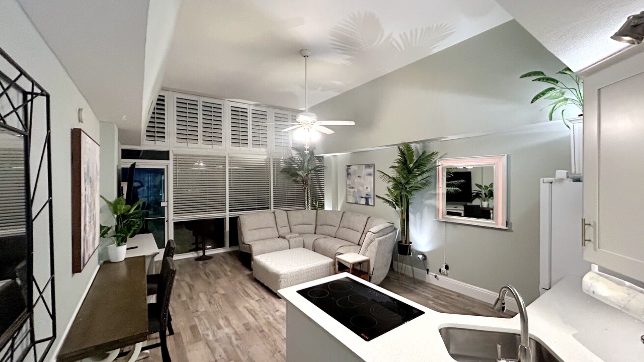Photo of Livingroom in Daytona Beach