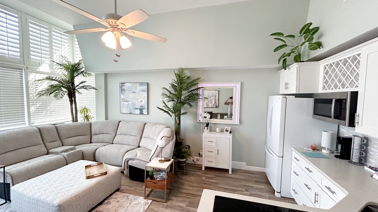 Photo of Livingroom in Daytona Beach