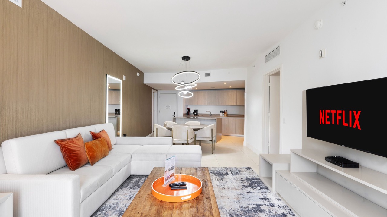 Photo of Livingroom in Hollywood South Central Beach