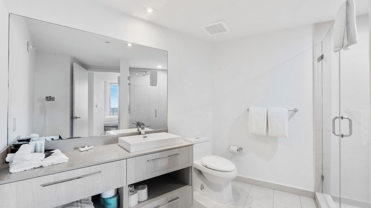 Photo of Bathroom in Hollywood South Central Beach
