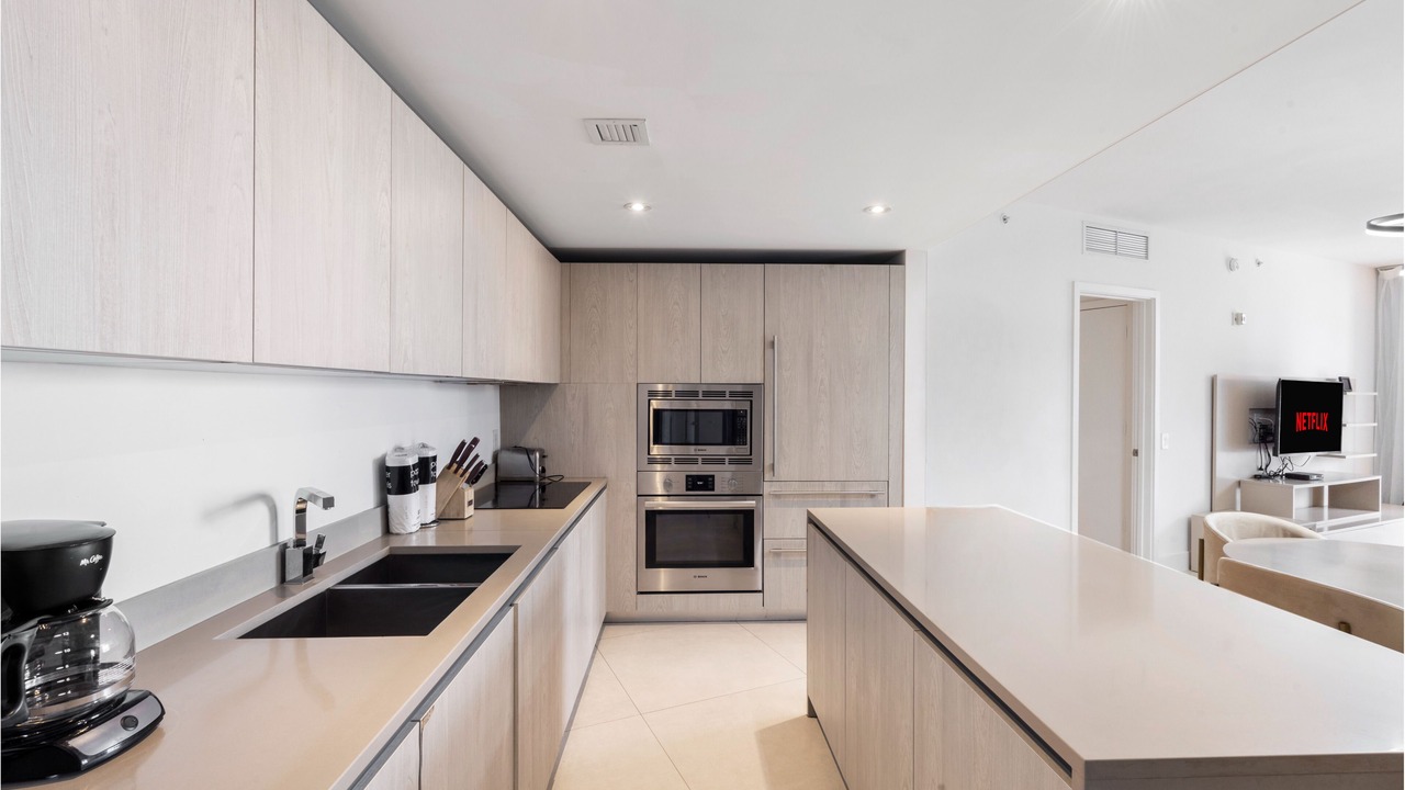 Photo of Kitchen in Hollywood South Central Beach