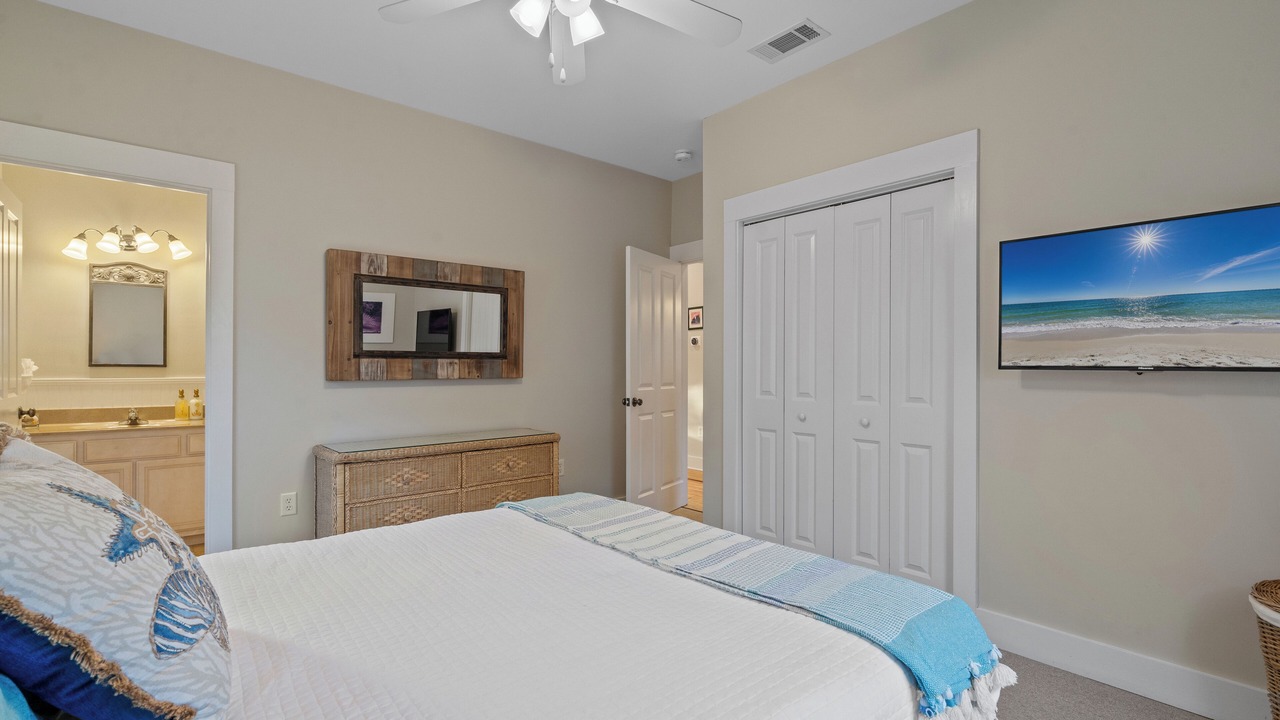 Photo of Bedroom in Seacrest