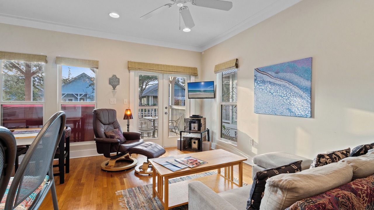 Photo of Livingroom in Seacrest