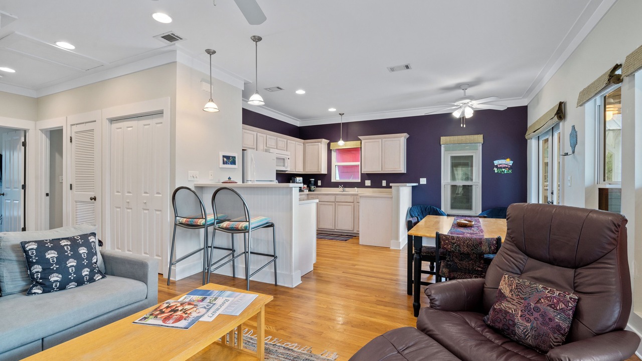 Photo of Livingroom in Seacrest