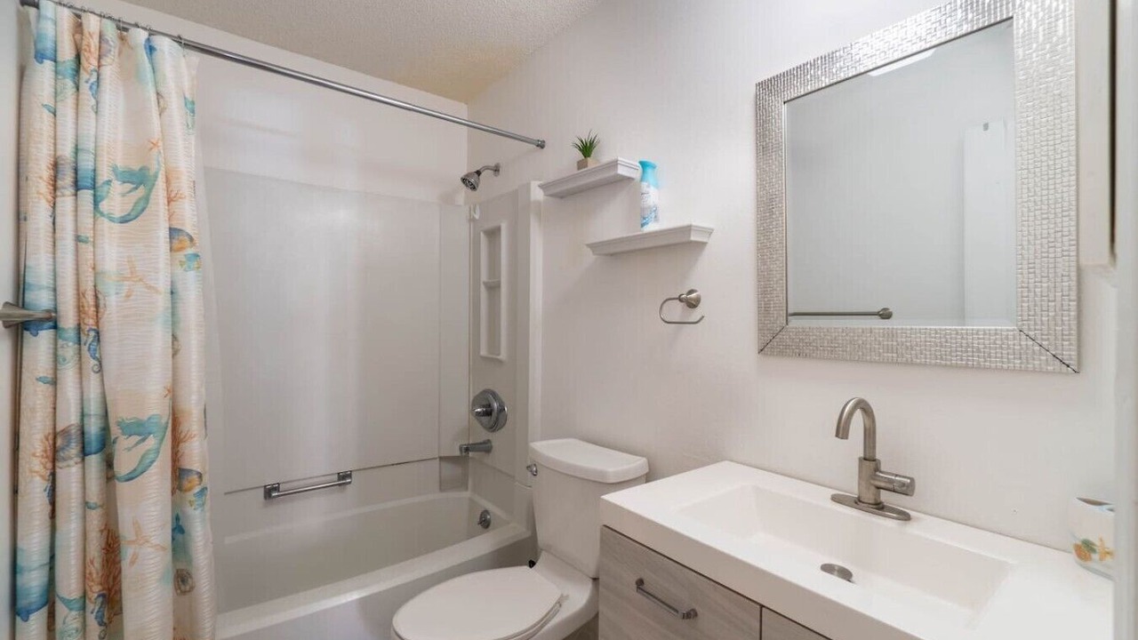 Photo of Bathroom in East Pensacola Heights