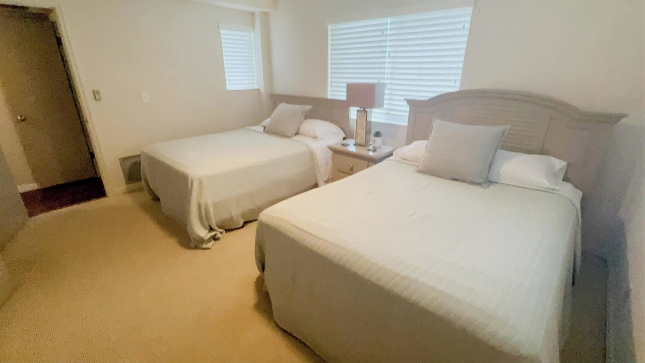 Photo of Bedroom in Marineland Acres