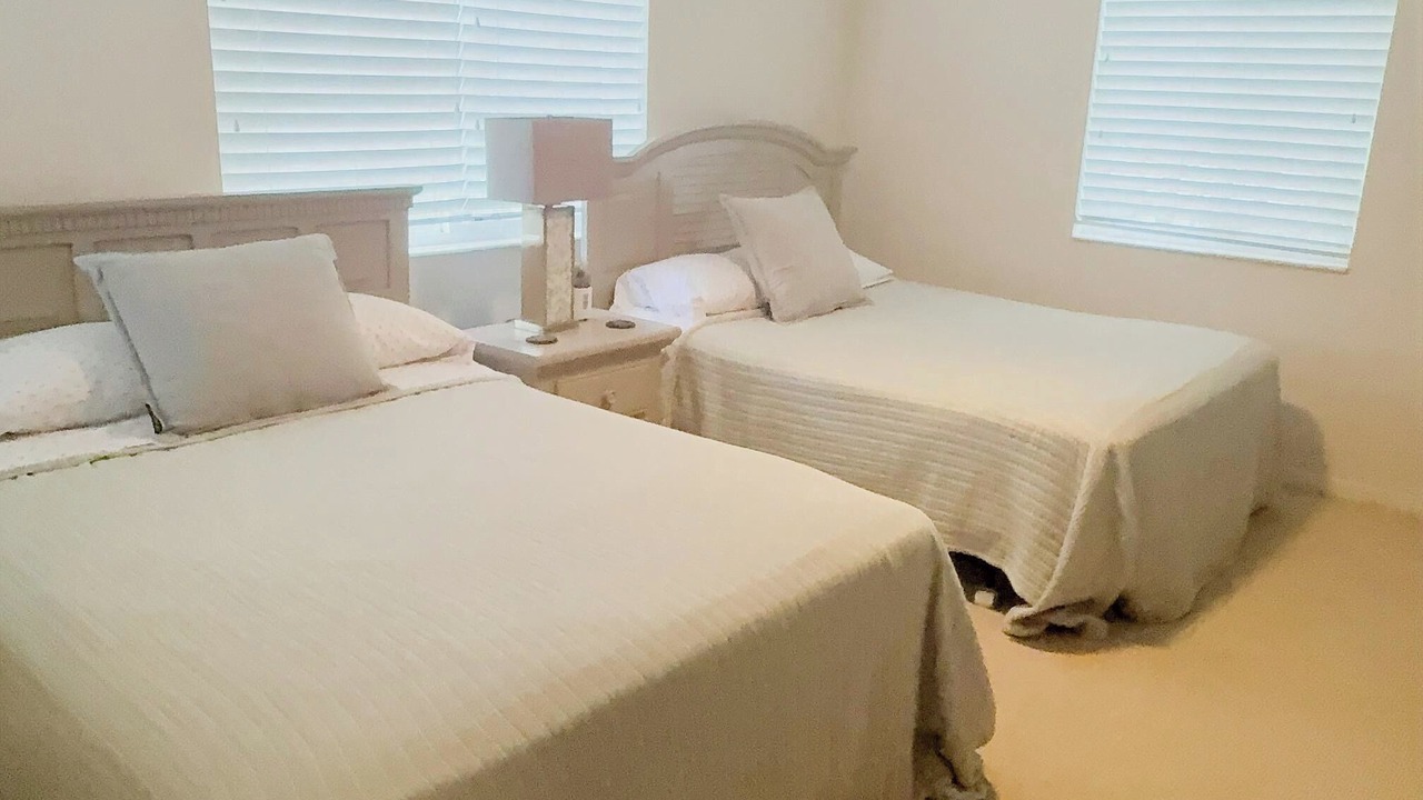 Photo of Bedroom in Marineland Acres