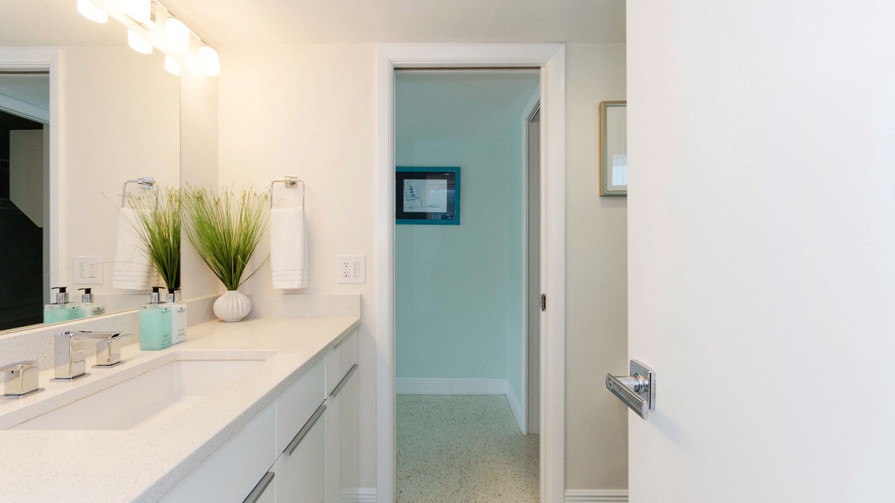Photo of Bathroom in Bay Esplanade