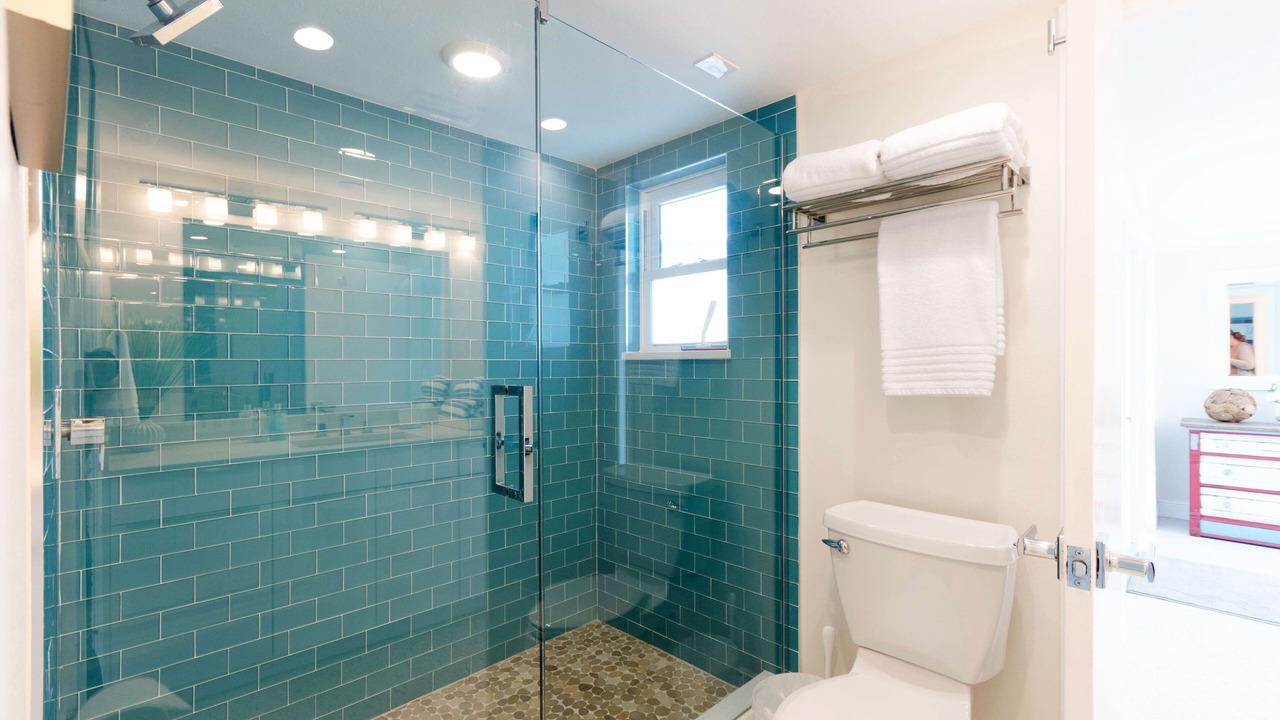 Photo of Bathroom in Bay Esplanade