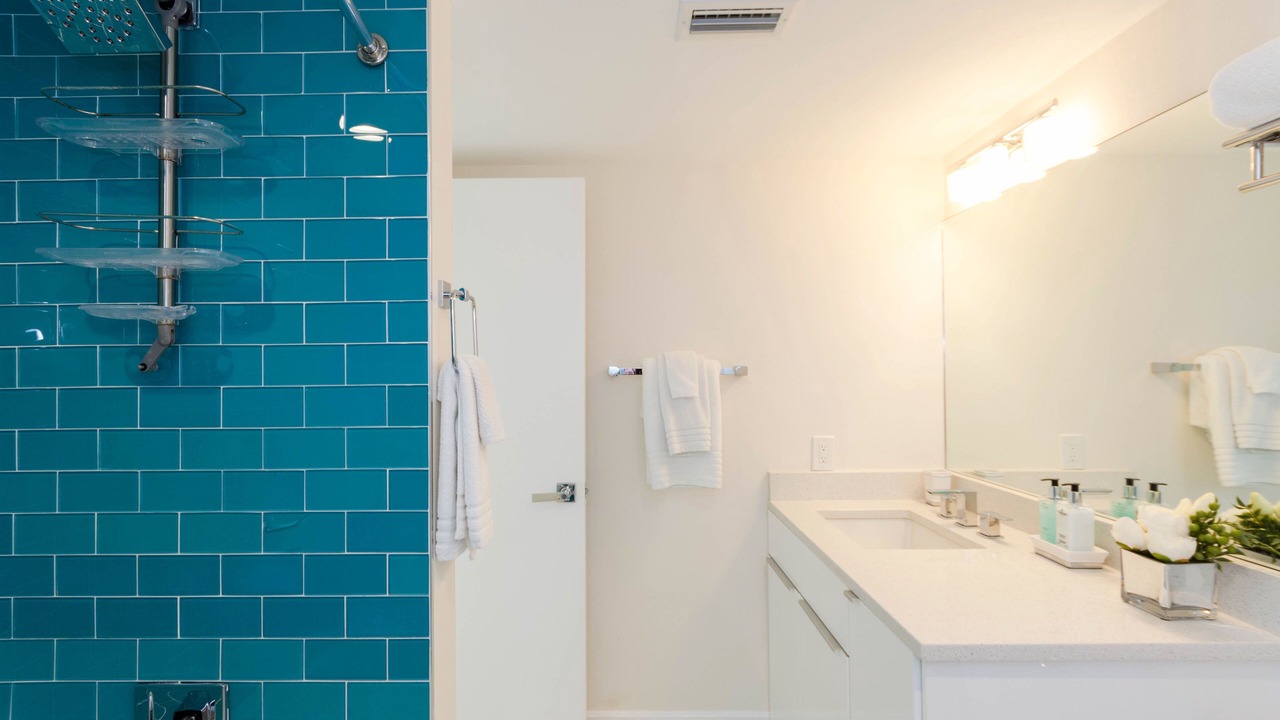 Photo of Bathroom in Bay Esplanade