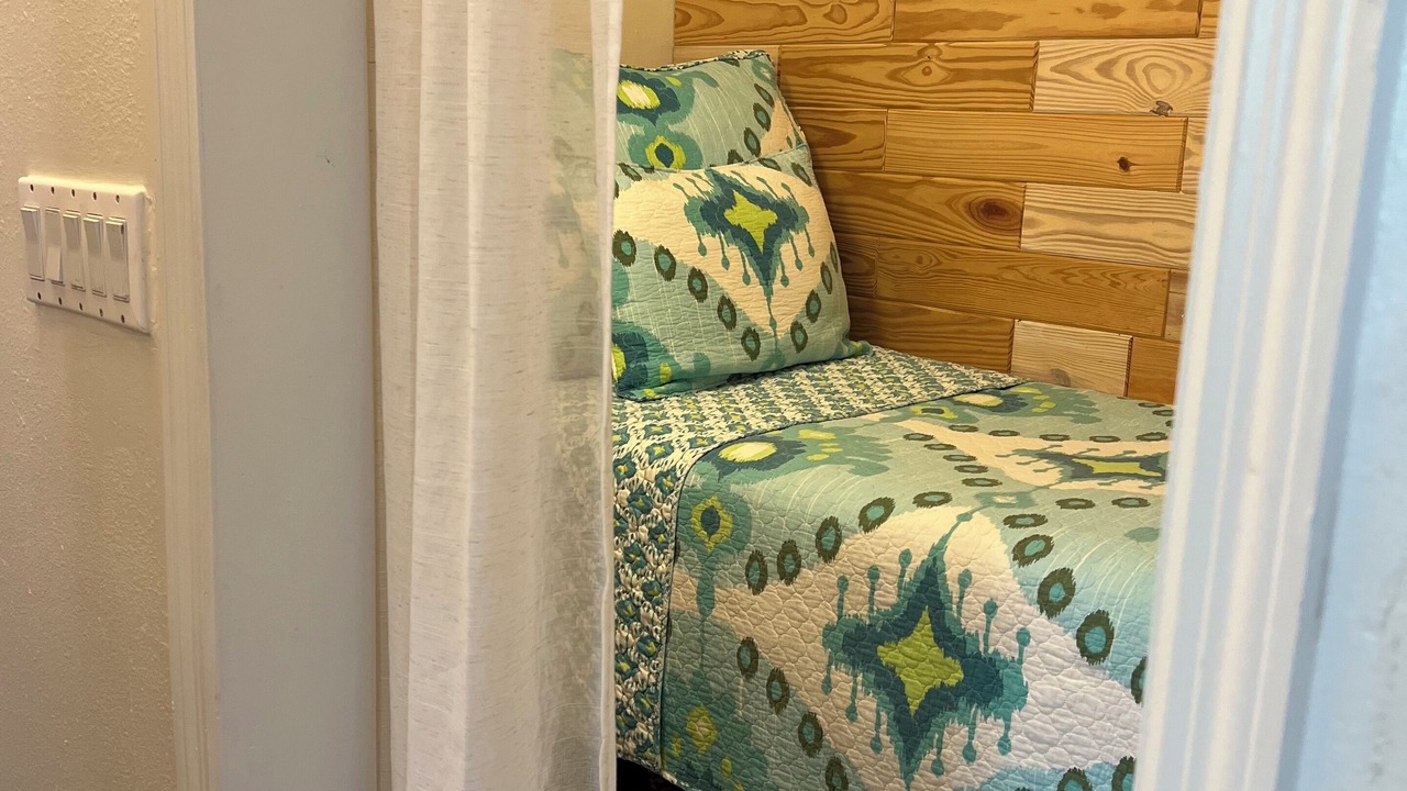 Photo of Bedroom in Everglades City