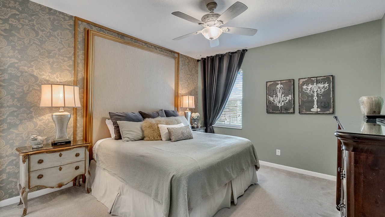 Photo of Bedroom in Watersong