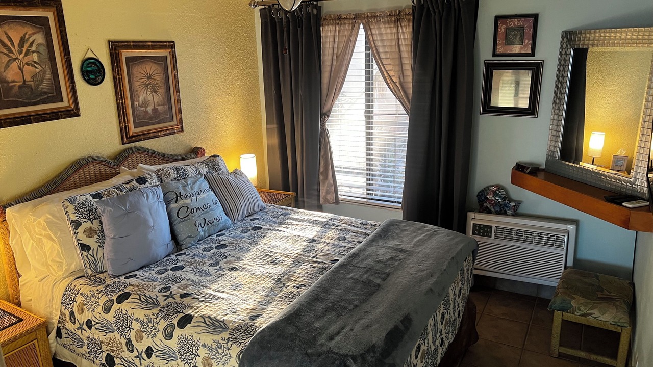 Photo of Bedroom in Crescent Beach