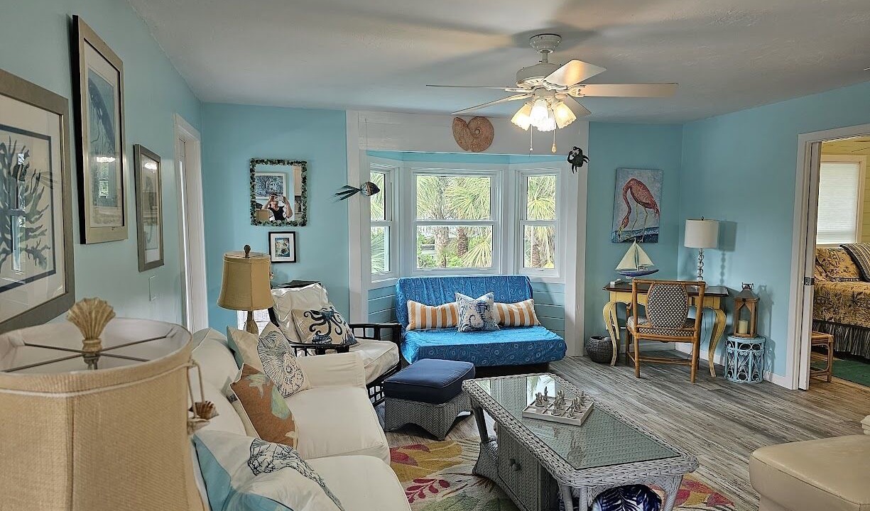 Photo of Livingroom in North Captiva