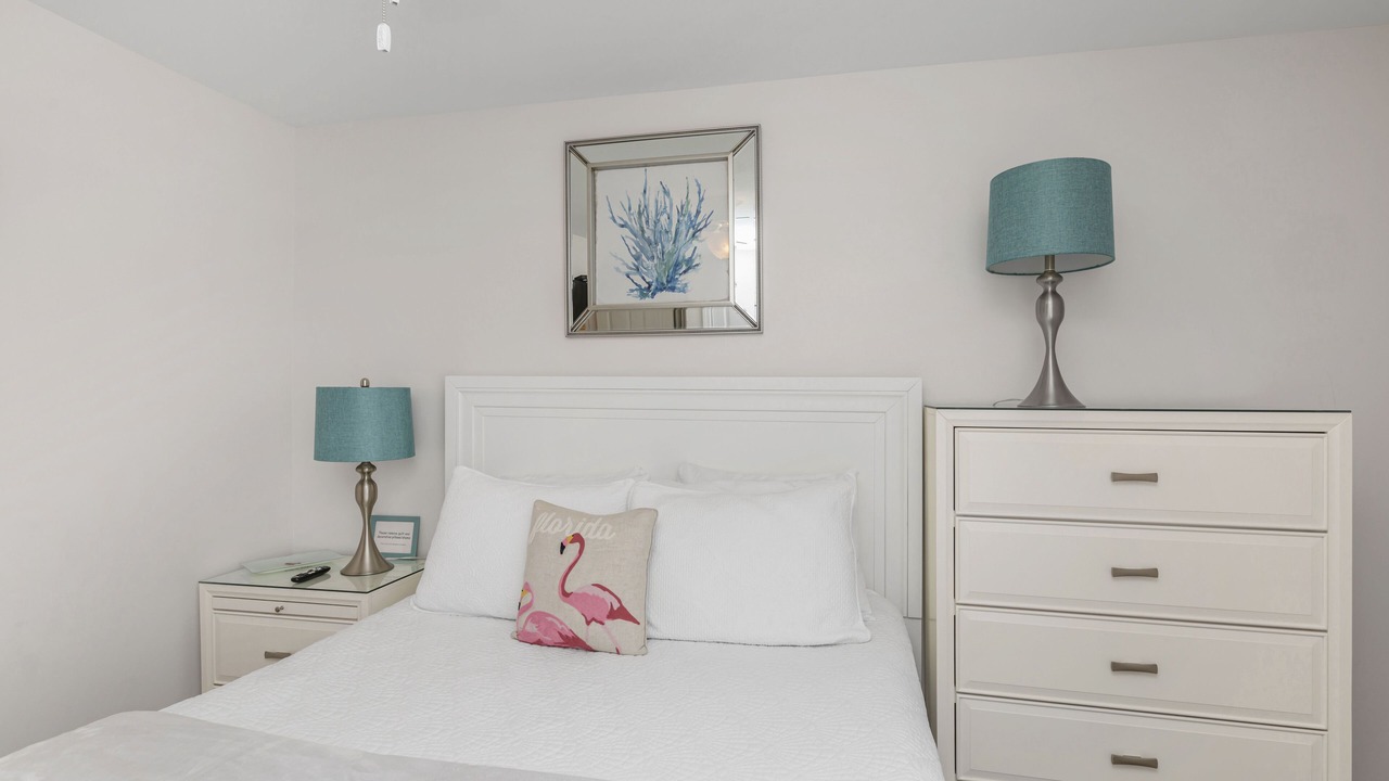 Photo of Bedroom in Miramar Beach