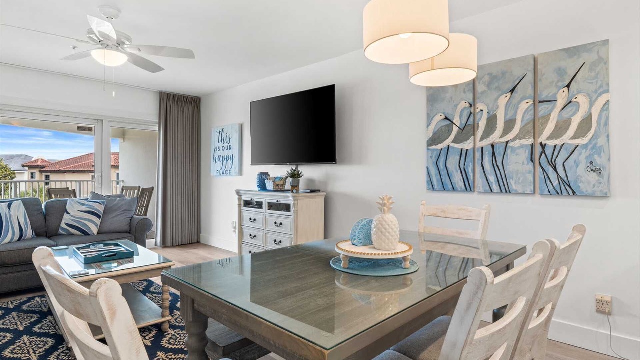 Photo of Livingroom in Miramar Beach