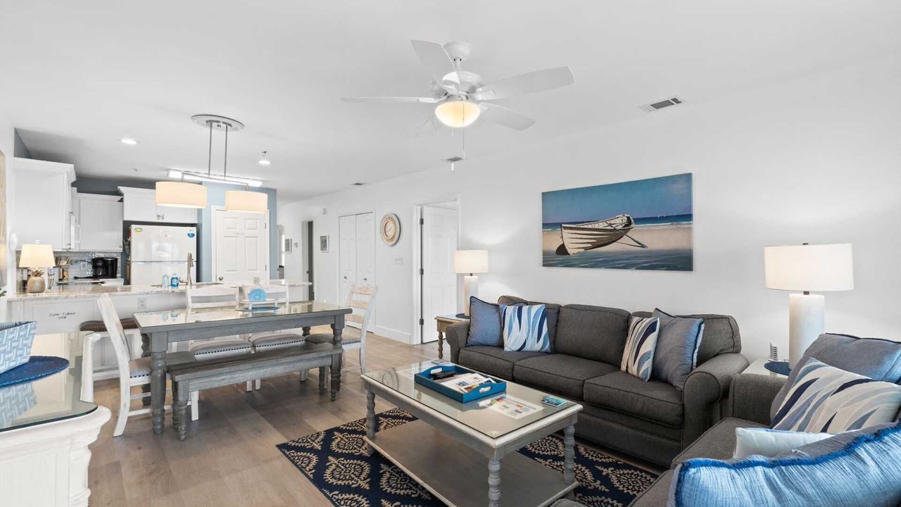 Photo of Livingroom in Miramar Beach