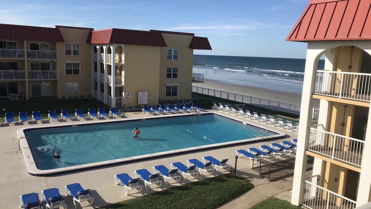 Photo of Patio Balcony in Point East