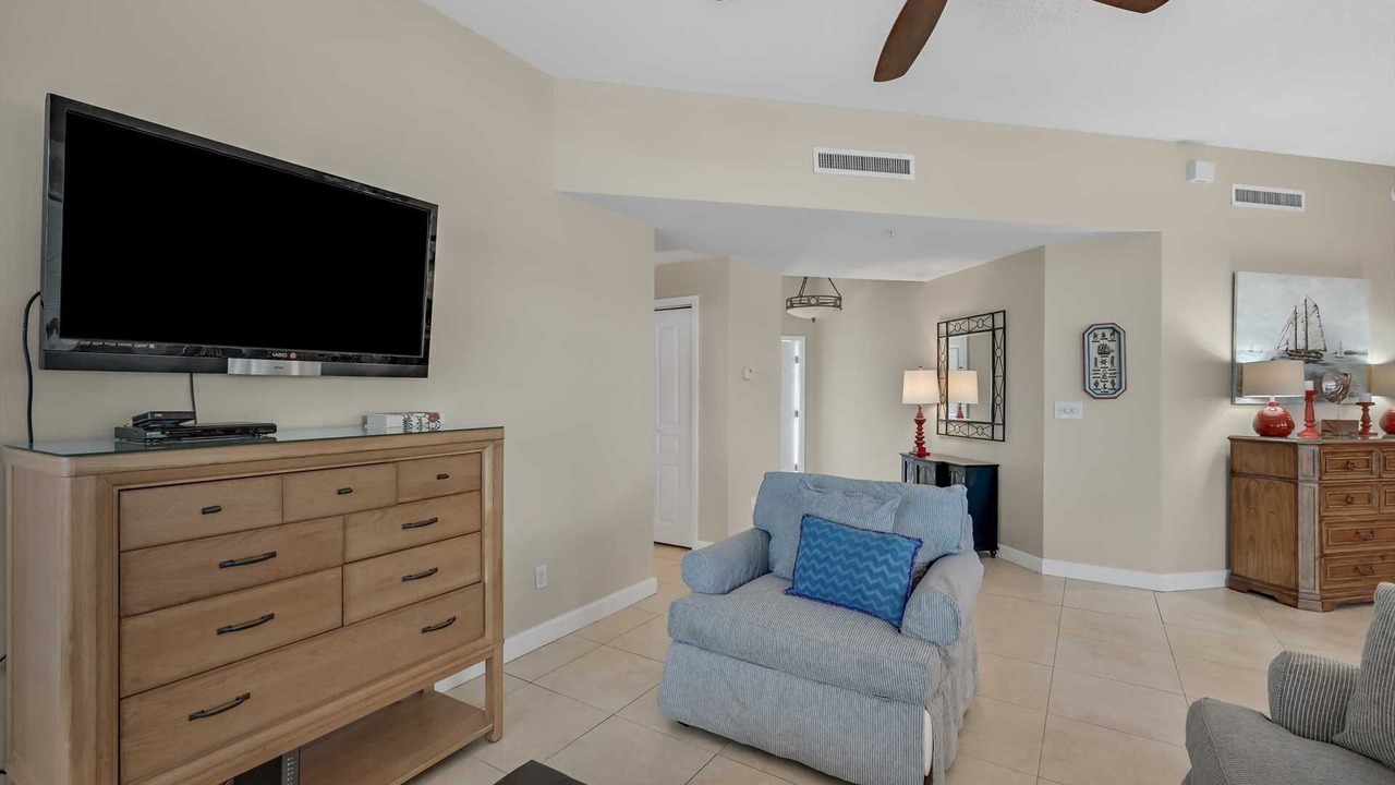 Photo of Others in Avalon Beach Estates