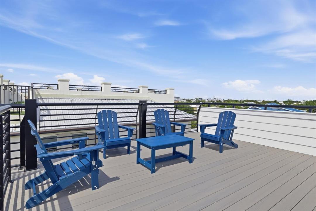 Photo of Patio Balcony in Crystal Beach