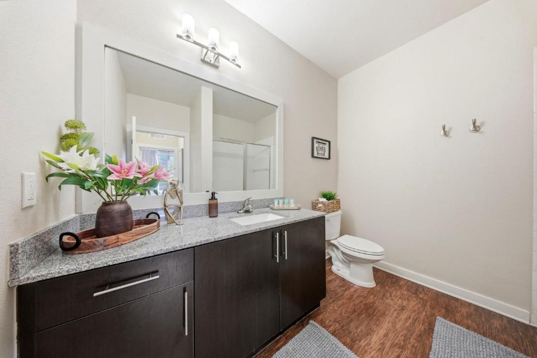 Photo of Bathroom in Courier City - Oscawana
