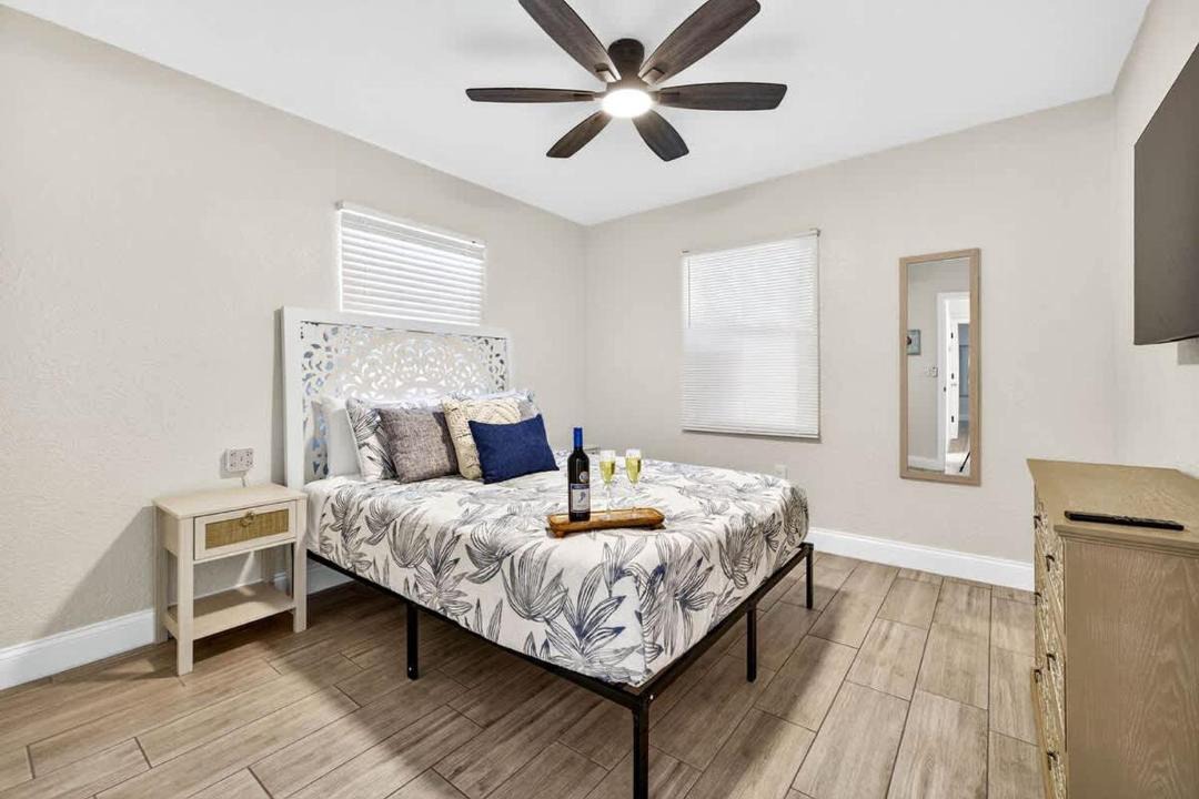 Photo of Bedroom in Bay Esplanade